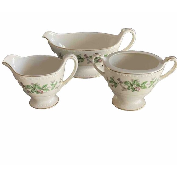 Vintage Homer Laughlin Eggshell Georgian GREENBRIAR Creamer /Sugar & Gravy Boat